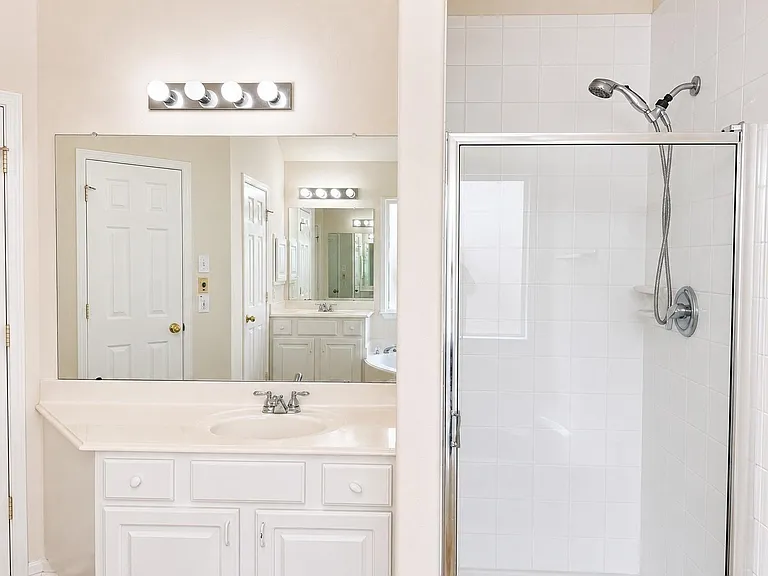 20410 Nelva Park Ct — Photo 42