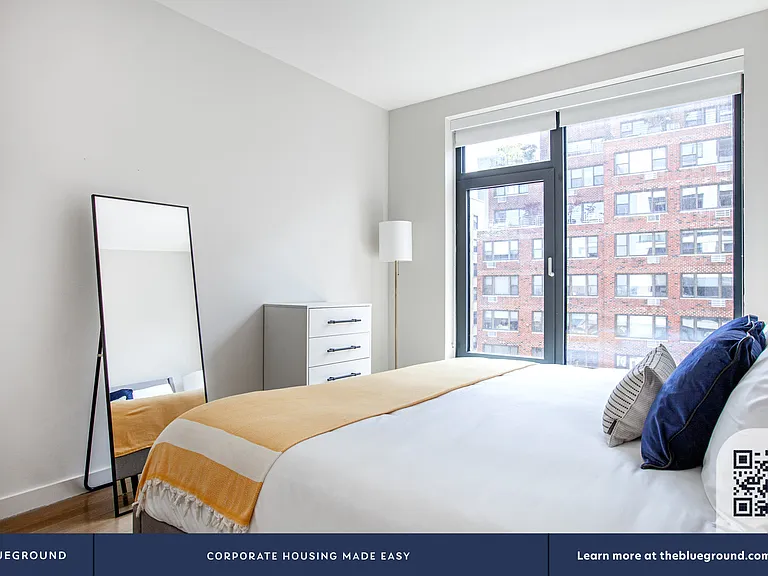 515 E 86th St #1203 — Photo 10