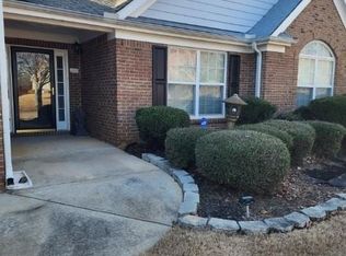 307 Southgate Dr, Locust Grove, GA 30248