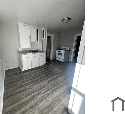 9106 Yale Ave #3 — Photo 2