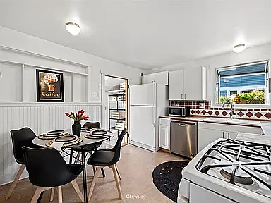 2308 I St — Photo 12