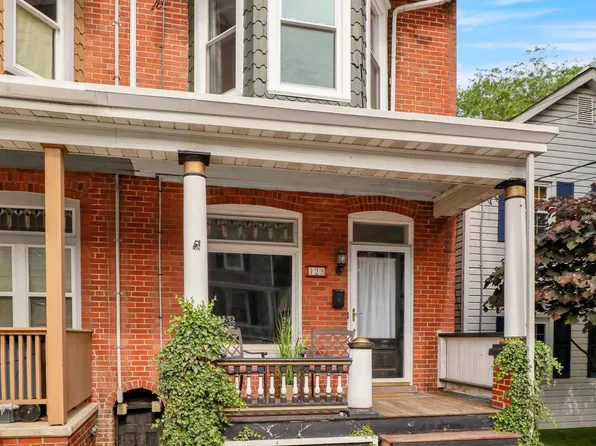 123 S Cedar St, Lititz, PA 17543