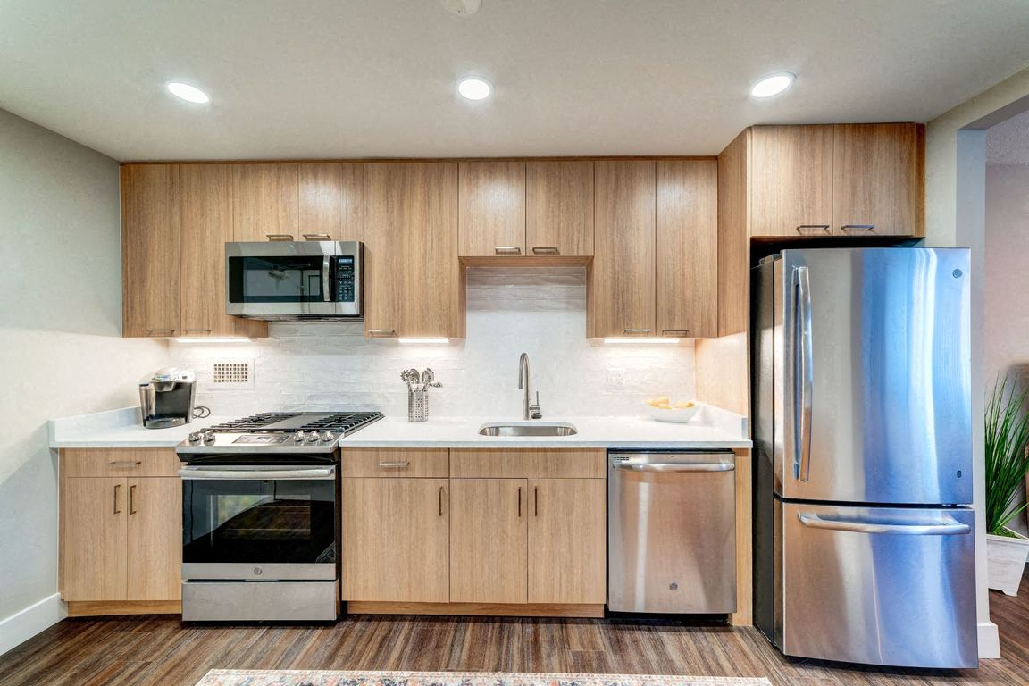 Crystal Square Apartments