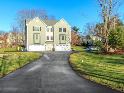 25 Skyline Dr Unit 2, Dracut, MA, 01826