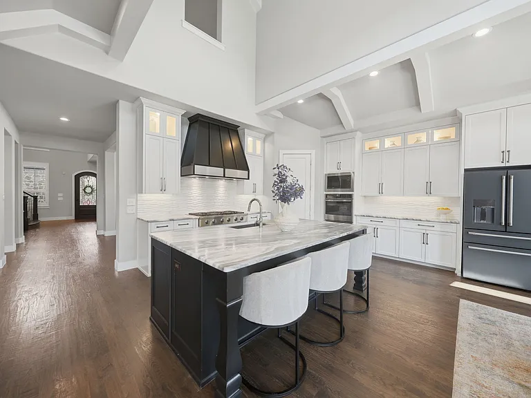 1410 Devonshire Dr — Photo 11