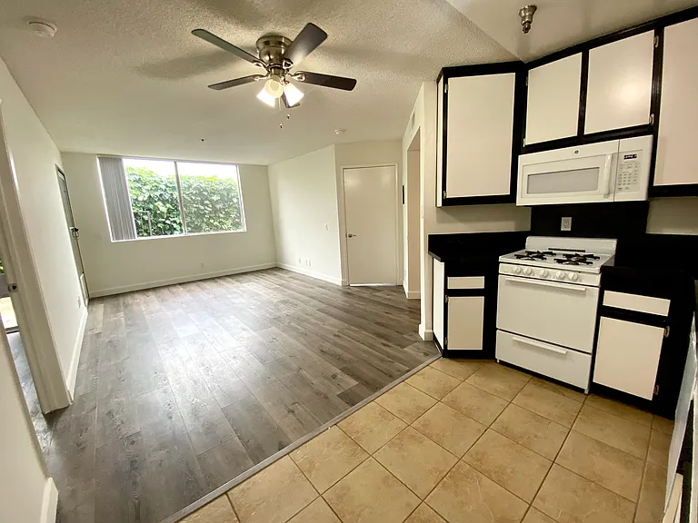 4431 Eagle Rock Blvd #334 — Photo 12