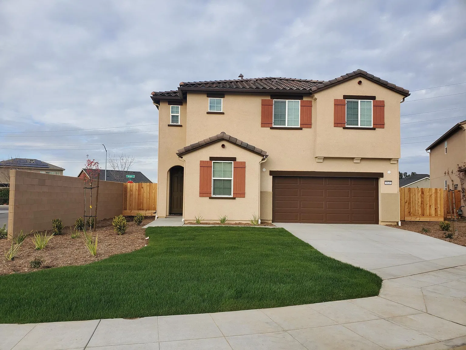 6640 W Fallon Ave — Photo 1