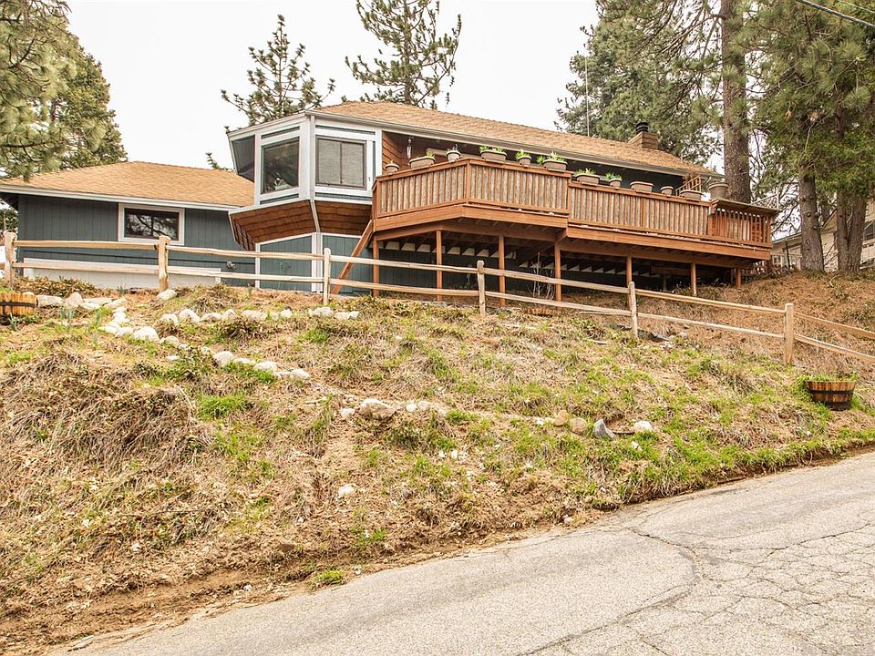 1st image of 711 Arth Dr