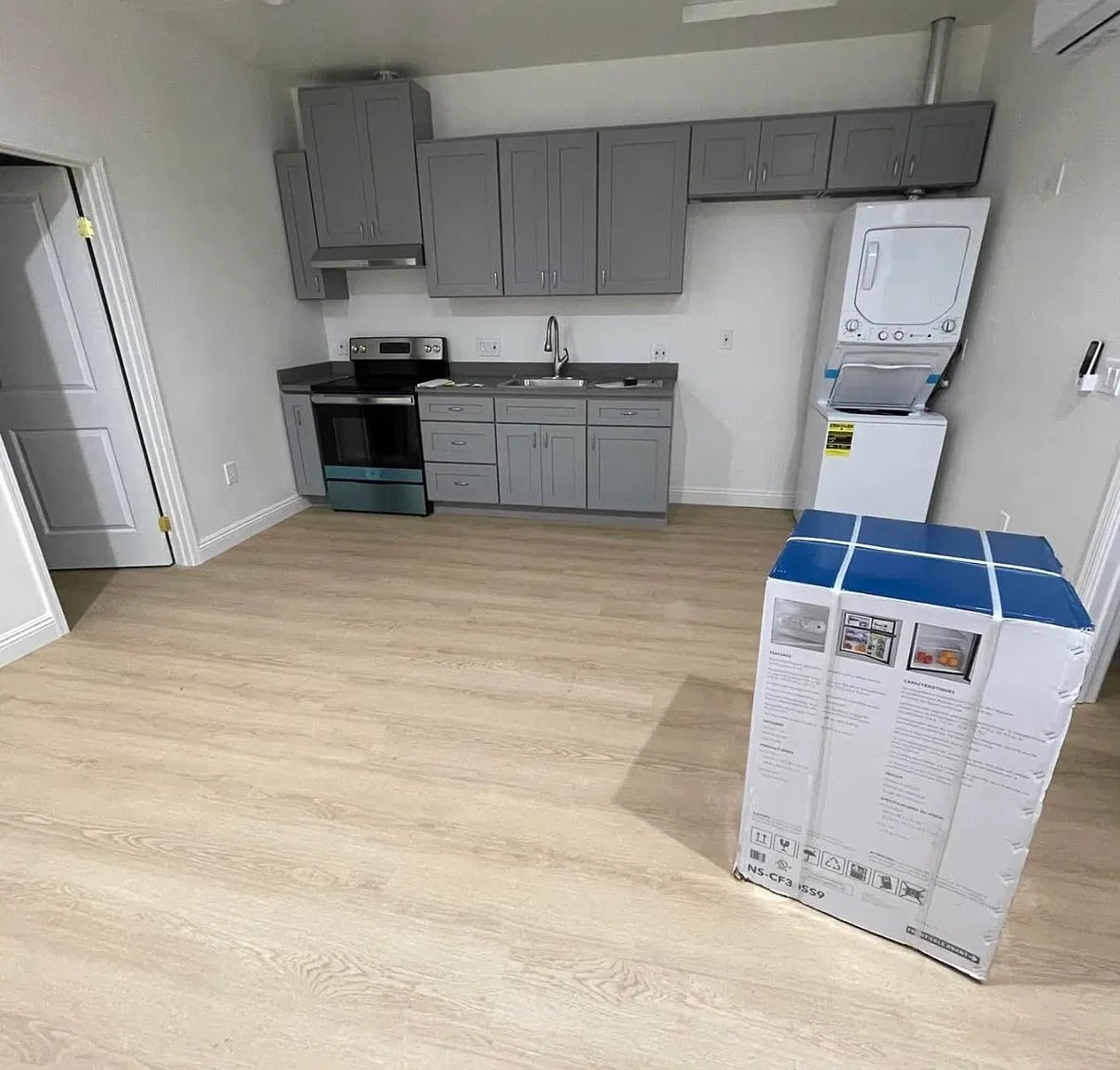 Rea Cir, Garden Grove — Photo 1