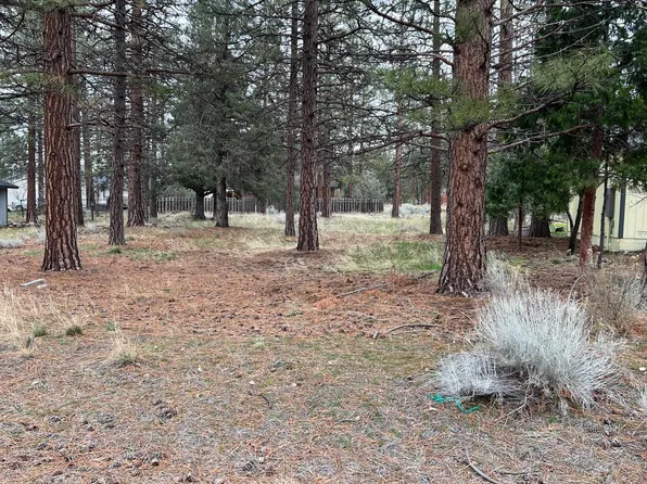 5-3 Douglas Ct Lot 200, Weed, CA 96094
