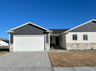 6410 Ender Ln, Idaho Falls, ID 83401