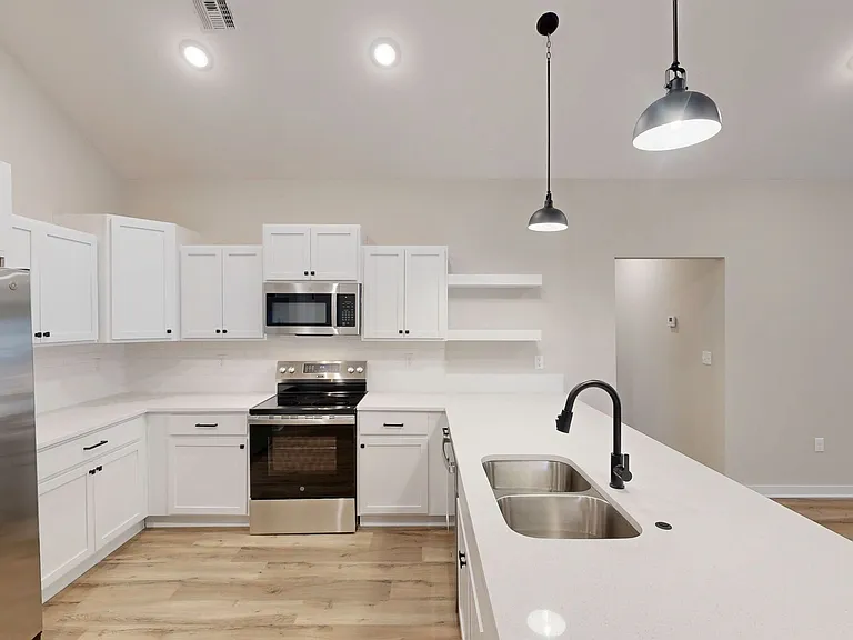 2314 E Spring Hill Ct — Photo 4