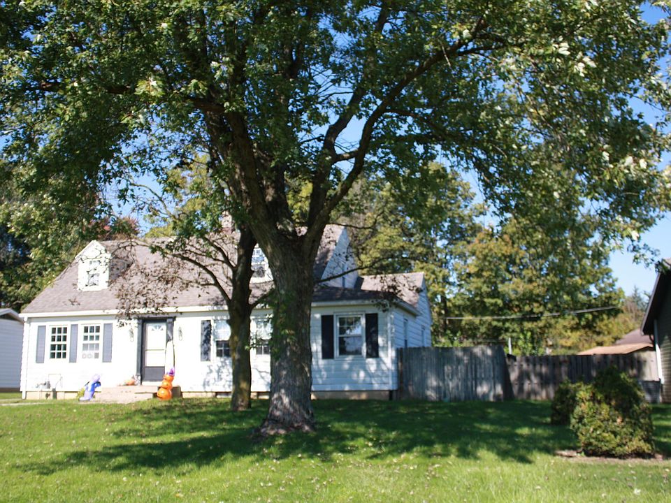 1st image of 3640 Bass Rd