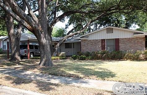3rd image of 711 Wayside Dr