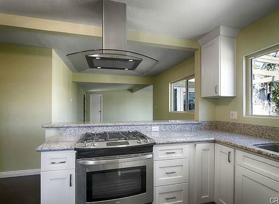 3rd image of 7401 El Verano Dr