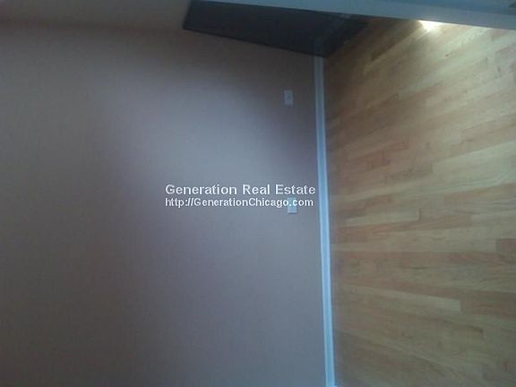 3rd image of 919 W Leland Ave APT B