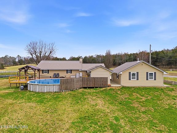 5th image of 5626 Hines Valley Rd