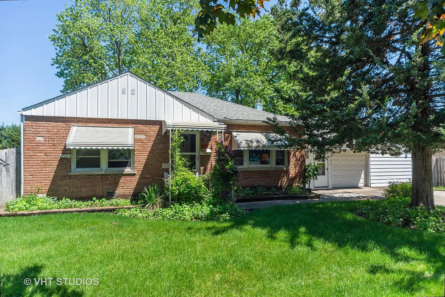 402 Morse Dr photo 1