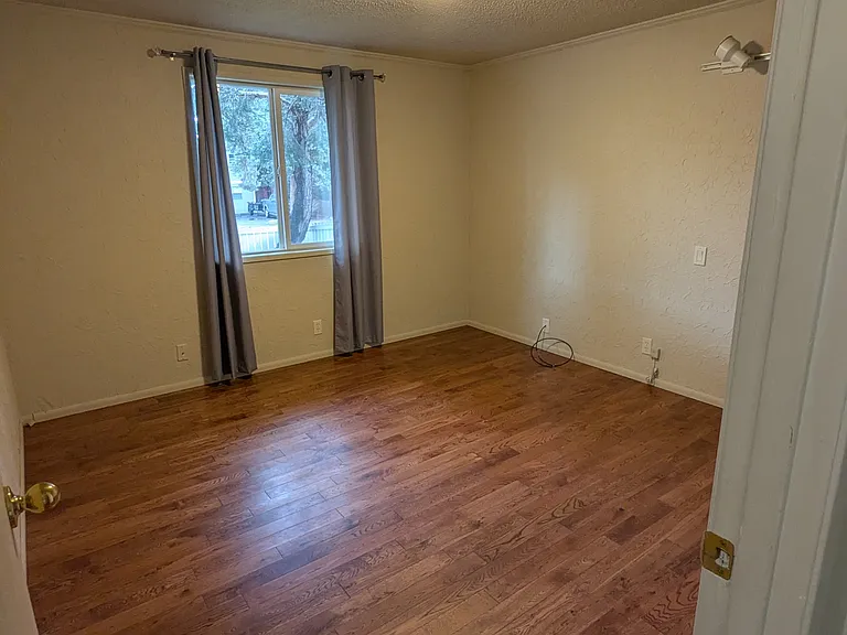 425 SE McKinley Ave #1 & 2-1 — Photo 20