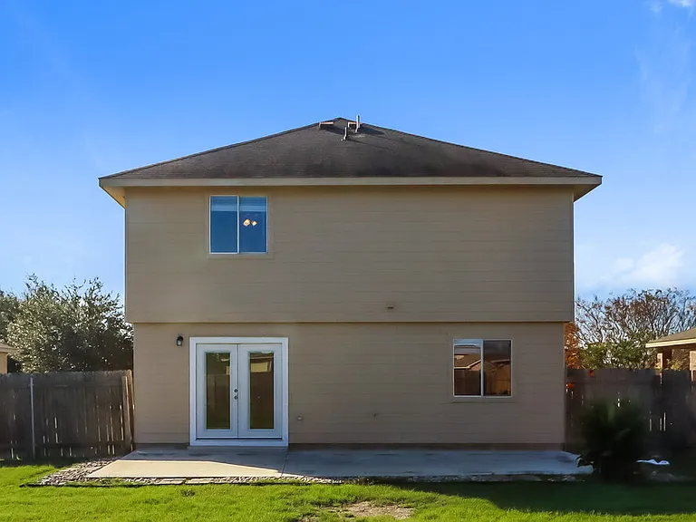 121 Camellia Dr — Photo 17