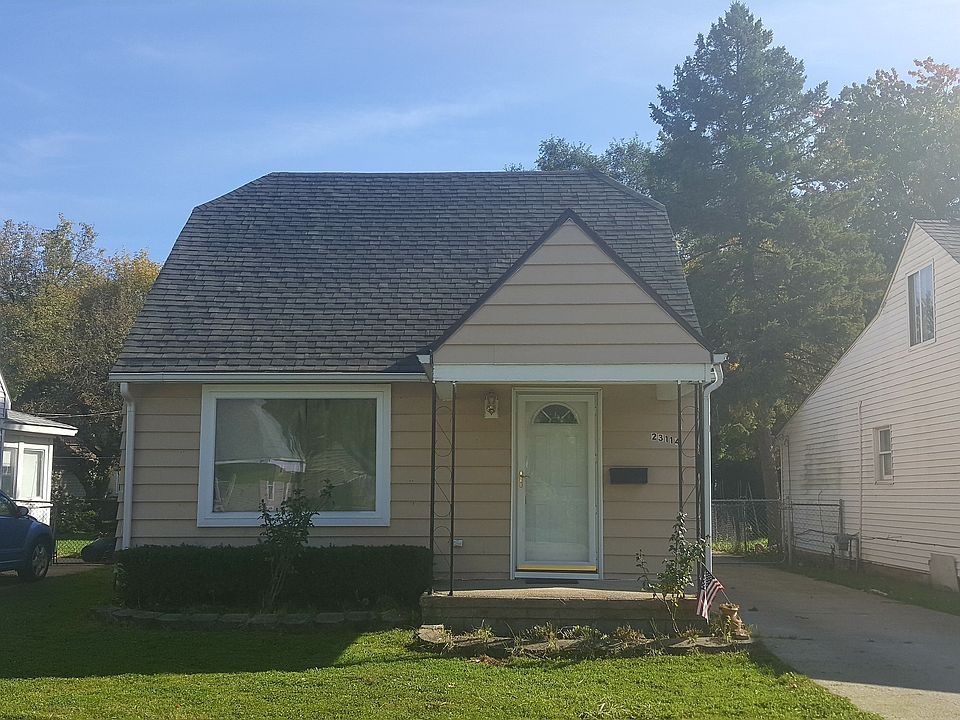 1st image of 23114 Reynolds Ave