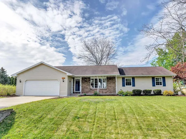 3750 Heron Ln, Green Bay, WI 54311