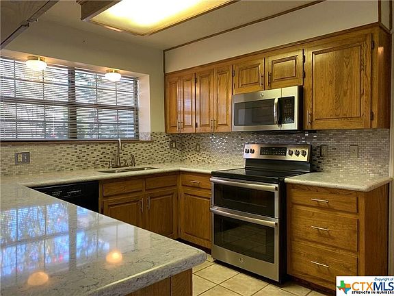 5th image of 1104 Bowen Ave