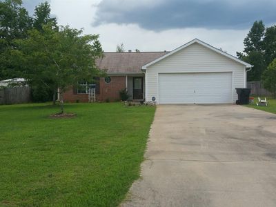 22 Canterbury Dr, Grantville, GA, 30220