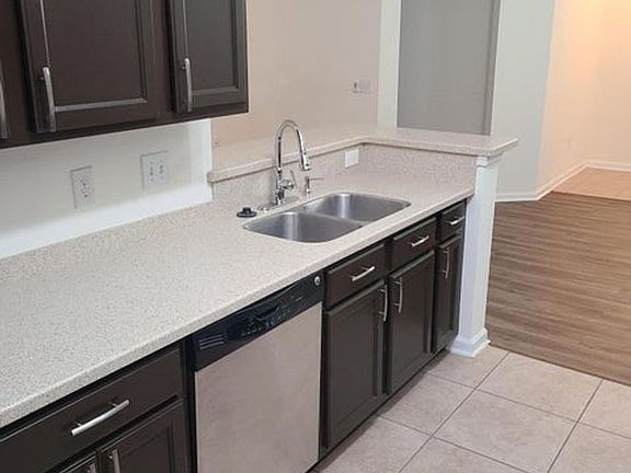 5th image of 4998 Key Lime Dr Unit 306