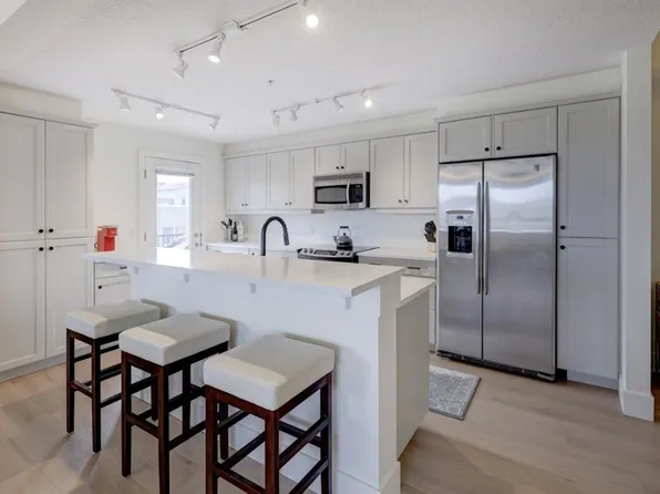 10221 E Tuscany Blvd NW #2210, Calgary, AB T3L 0A3