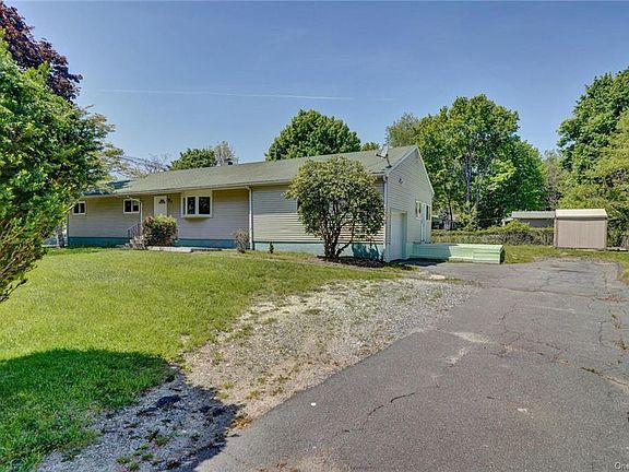 2nd image of 3 Sidney Dr