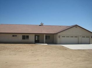 8625 Paramount Rd, Phelan, CA 92371