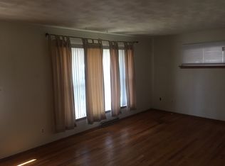707 N McKinley St, Carbondale, IL 62901