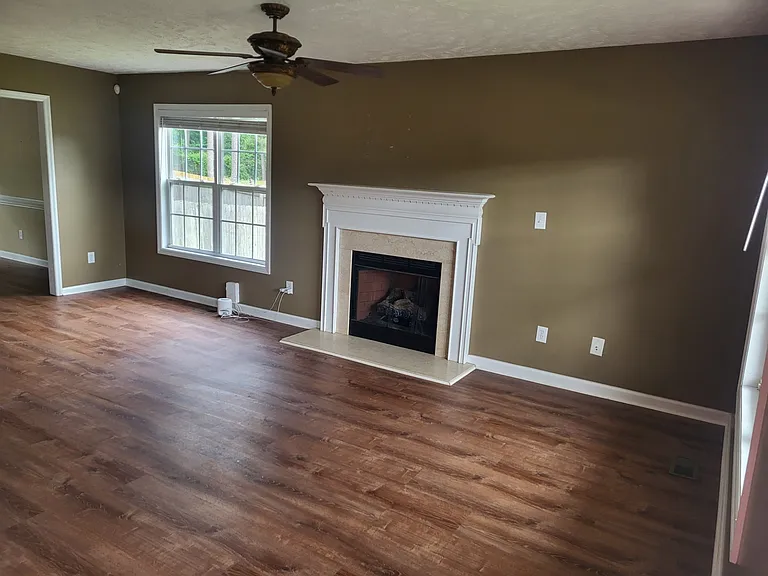 260 Chestnut Dr — Photo 8