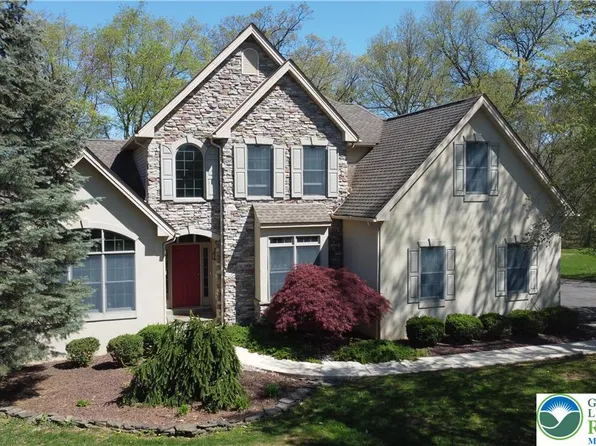 415 Colver Rd, Nazareth, PA 18064