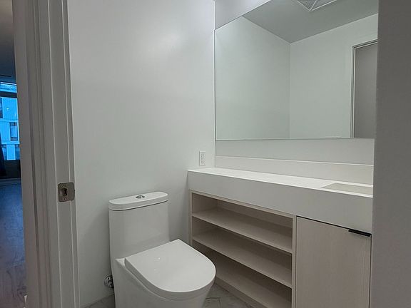 5th image of 252 Church St #803