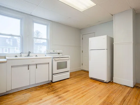 35 Mildred Street, 35 Mildred St APT 1, South Portland, ME 04106