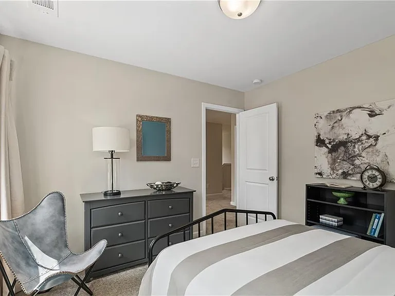 1700 Hickory Grove Rd NW — Photo 31