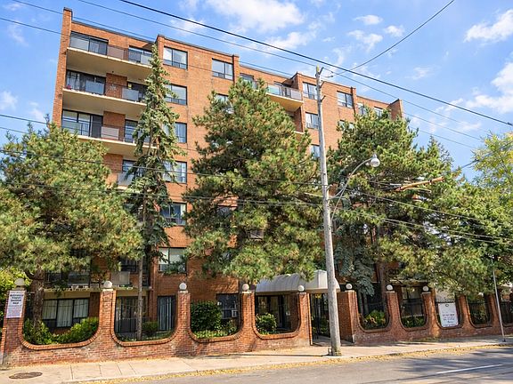 4th image of 485 Kingston Rd #1500822