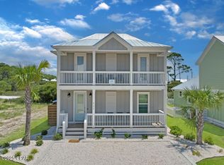 373 Rhonda Del Sol Cir, Pt Saint Joe, FL 32456