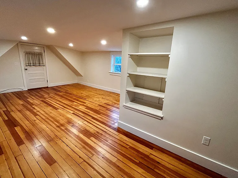 46 Elm St #2 — Photo 10