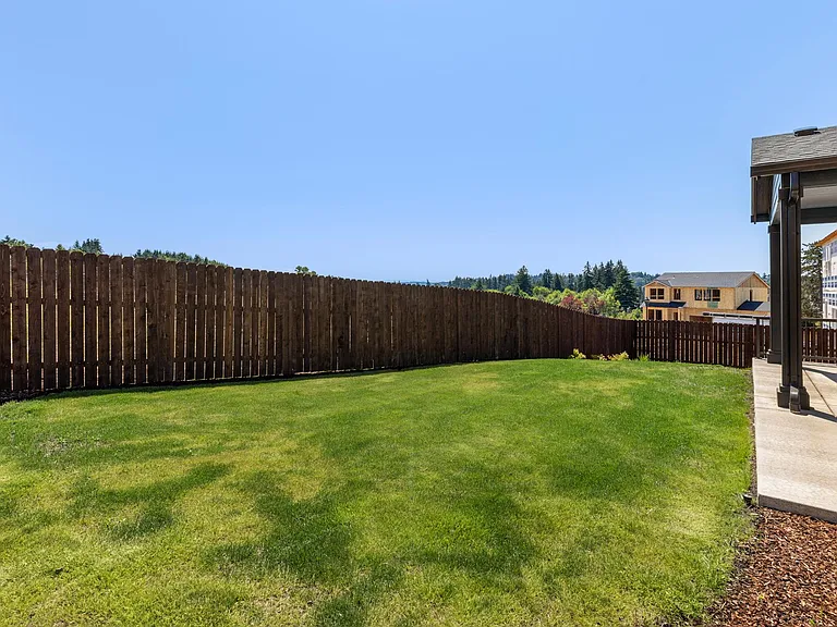 1513 W 14th Ave — Photo 37