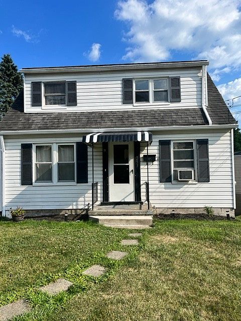 1st image of 253 James St