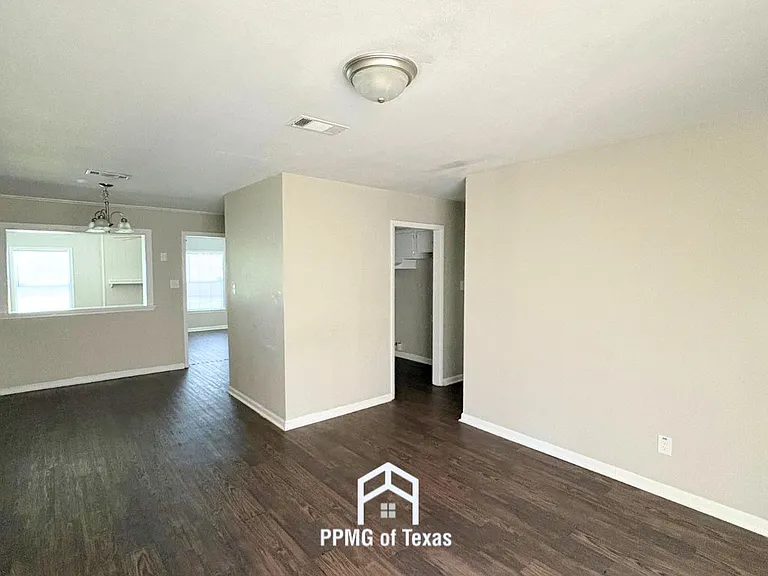 Houses For Rent (21)_05122026
