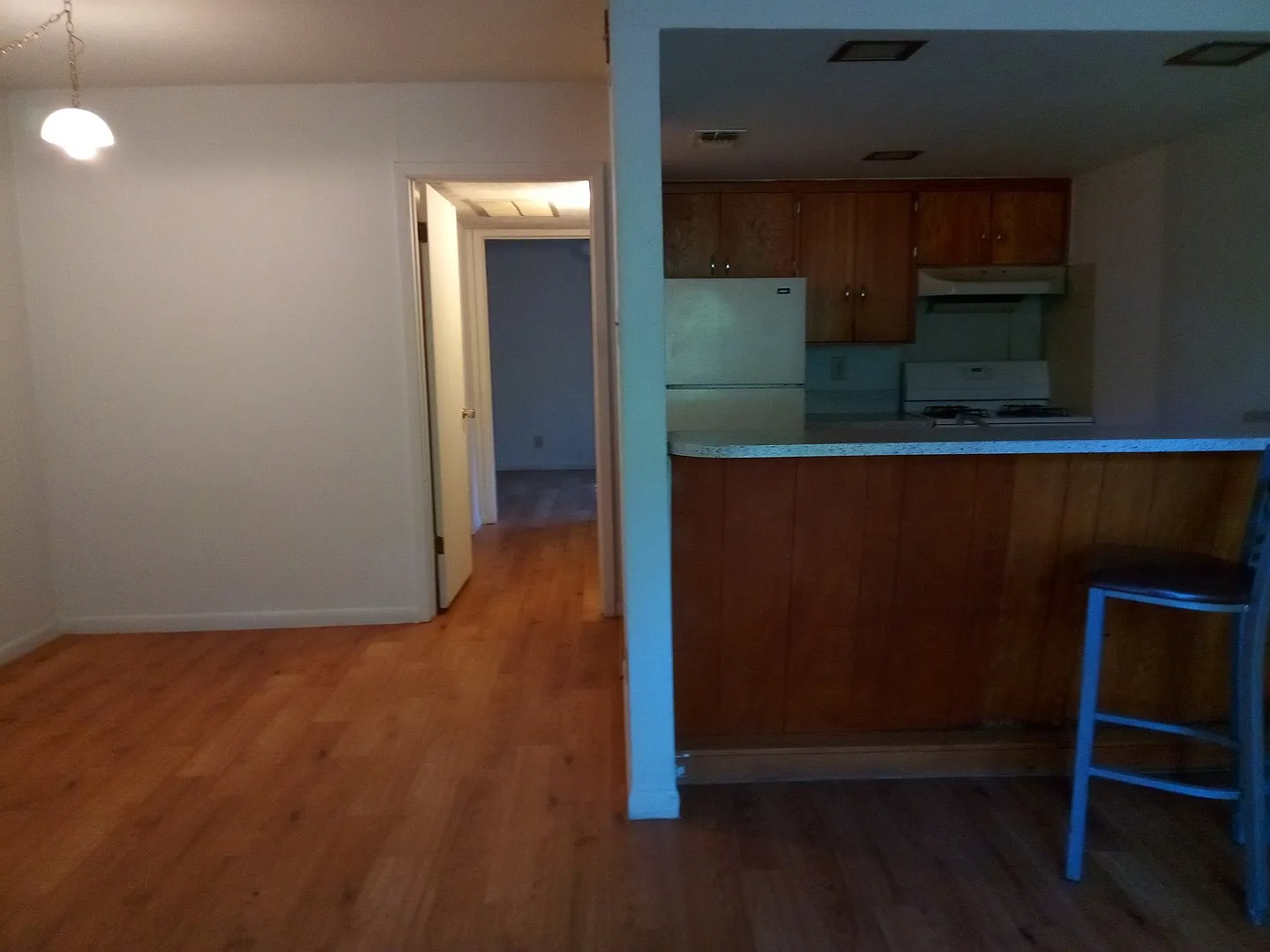Ridgewood Apartments — Photo 2