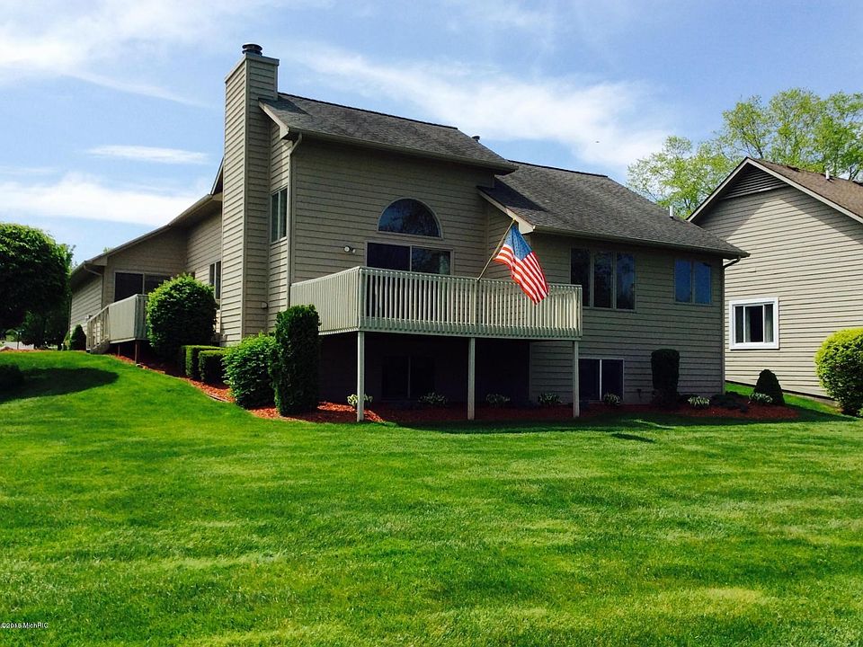 2nd image of 1765 Spring View Ct SE