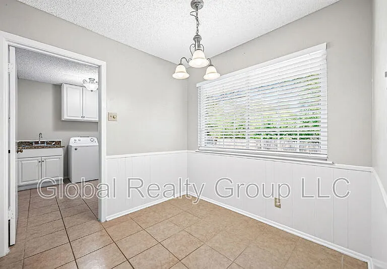 412 Cordoba Dr — Photo 25