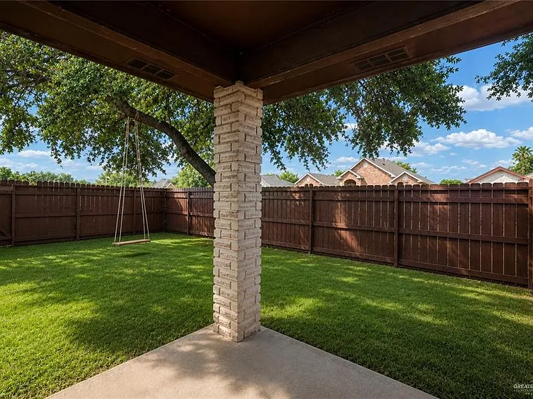 300 N Coyote Dr #1 — Photo 4