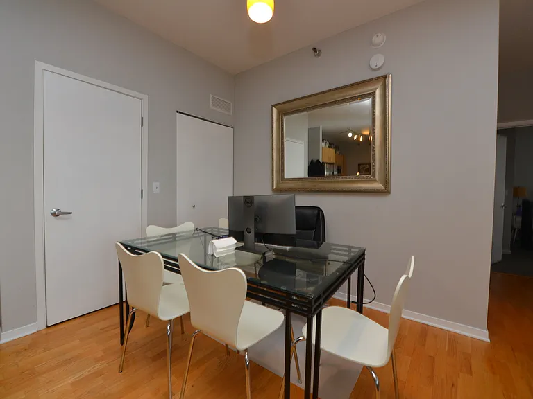 1546 N Orleans St #603 — Photo 6
