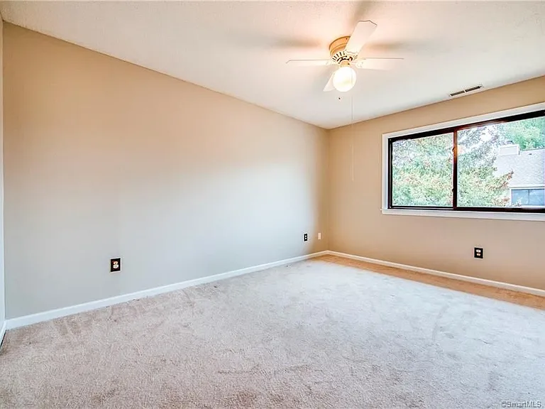 1110 Mill Pond Dr #1110 — Photo 18